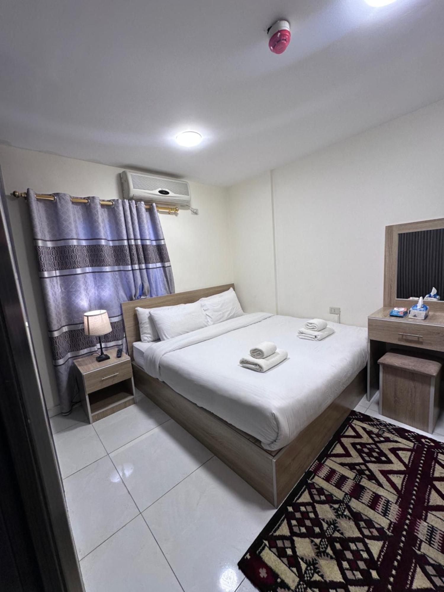 Uncle Ali Hotel Wadi Musa Exterior foto